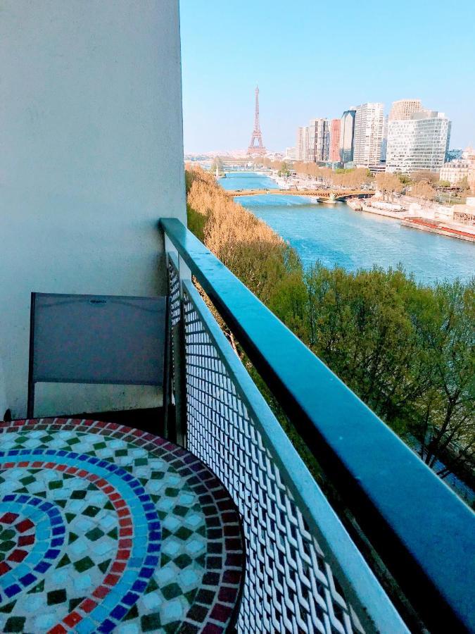 Eiffel Tower Penthouse Apartment Париж Екстериор снимка